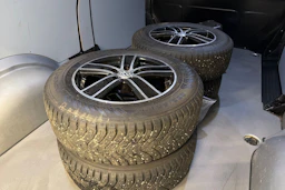 sininen Volkswagen Transporter 2020 kuva 23.