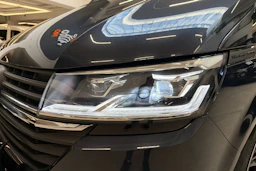 sininen Volkswagen Transporter 2020 kuva 25.