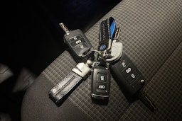 harmaa Volkswagen Transporter 2021 kuva 19.