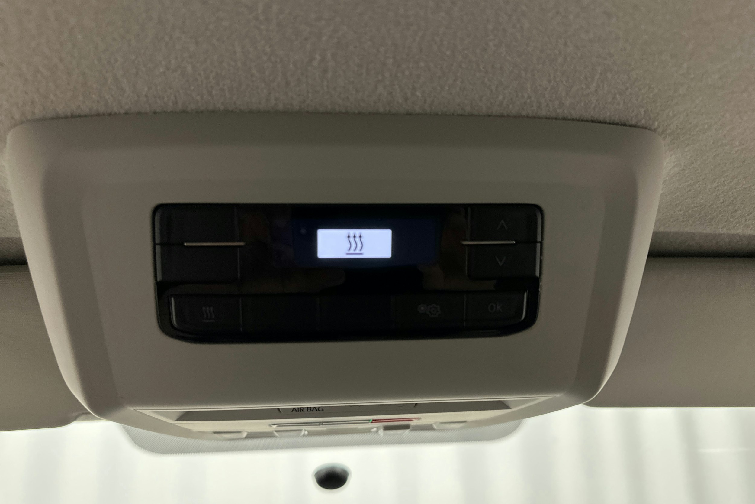 valkoinen Volkswagen Transporter 2020 kuva 20.