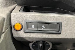 valkoinen Volkswagen Transporter 2020 kuva 22.