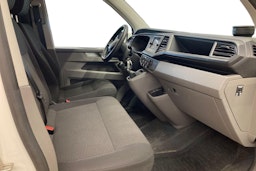 valkoinen Volkswagen Transporter 2020 kuva 10.