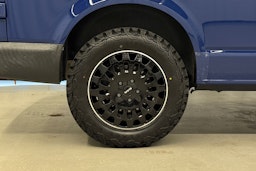 sininen Volkswagen Transporter 2020 kuva 11.