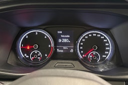 sininen Volkswagen Transporter 2020 kuva 13.