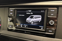 sininen Volkswagen Transporter 2020 kuva 17.