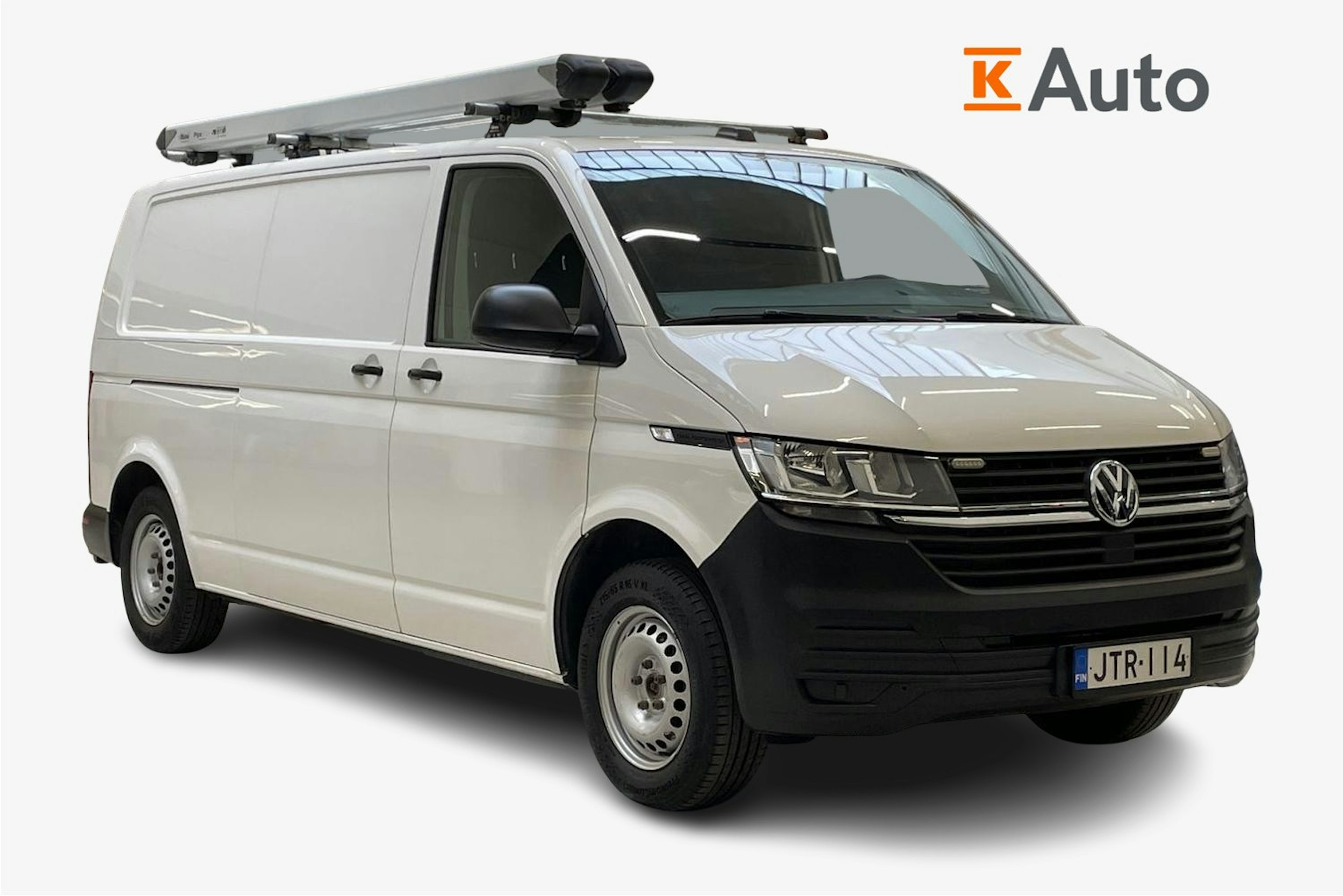 valkoinen Volkswagen Transporter 2020 kuva 1.