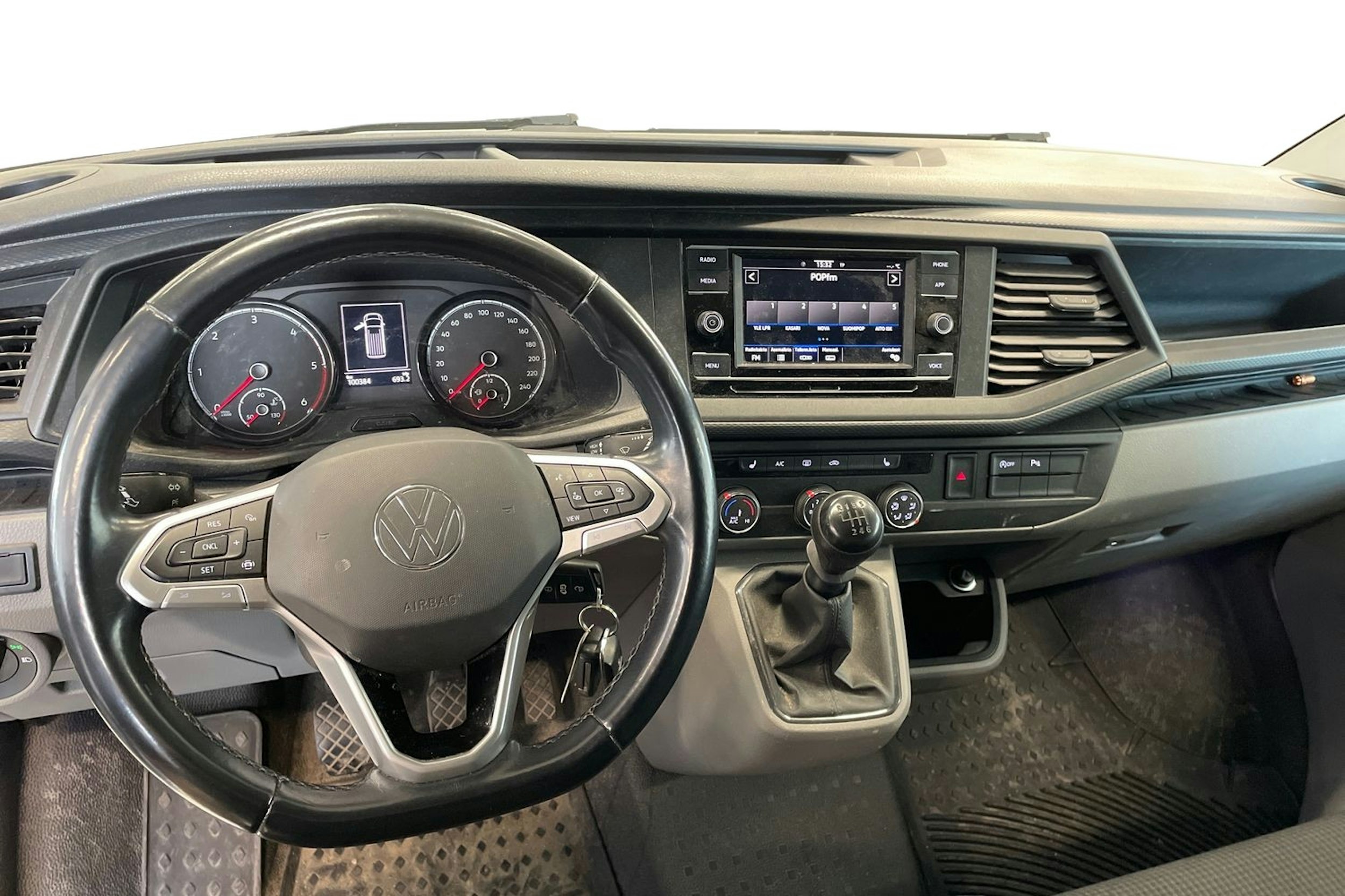 Valkoinen Volkswagen TRANSPORTER 2020 kuva 3.