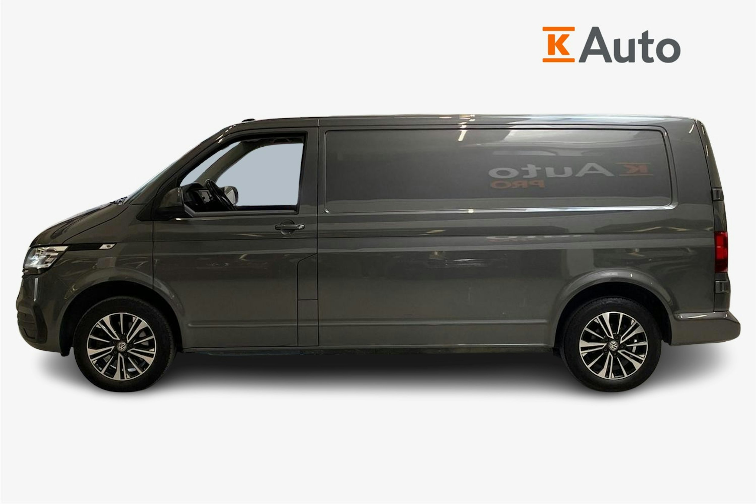 harmaa Volkswagen Transporter 2020 kuva 6.