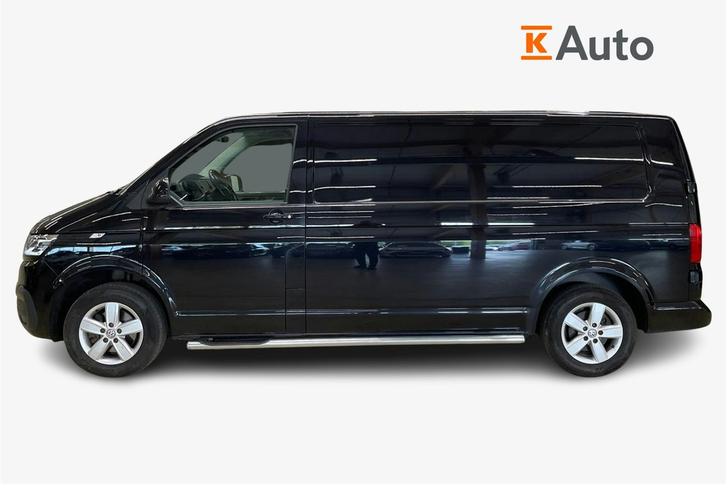 musta Volkswagen Transporter 2020 kuva 6.