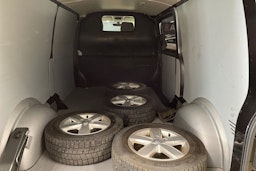 musta Volkswagen Transporter 2020 kuva 17.