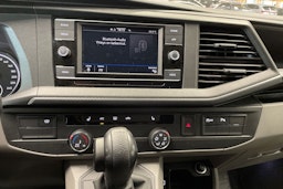 musta Volkswagen Transporter 2020 kuva 29.