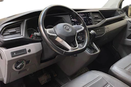 musta Volkswagen Transporter 2020 kuva 8.