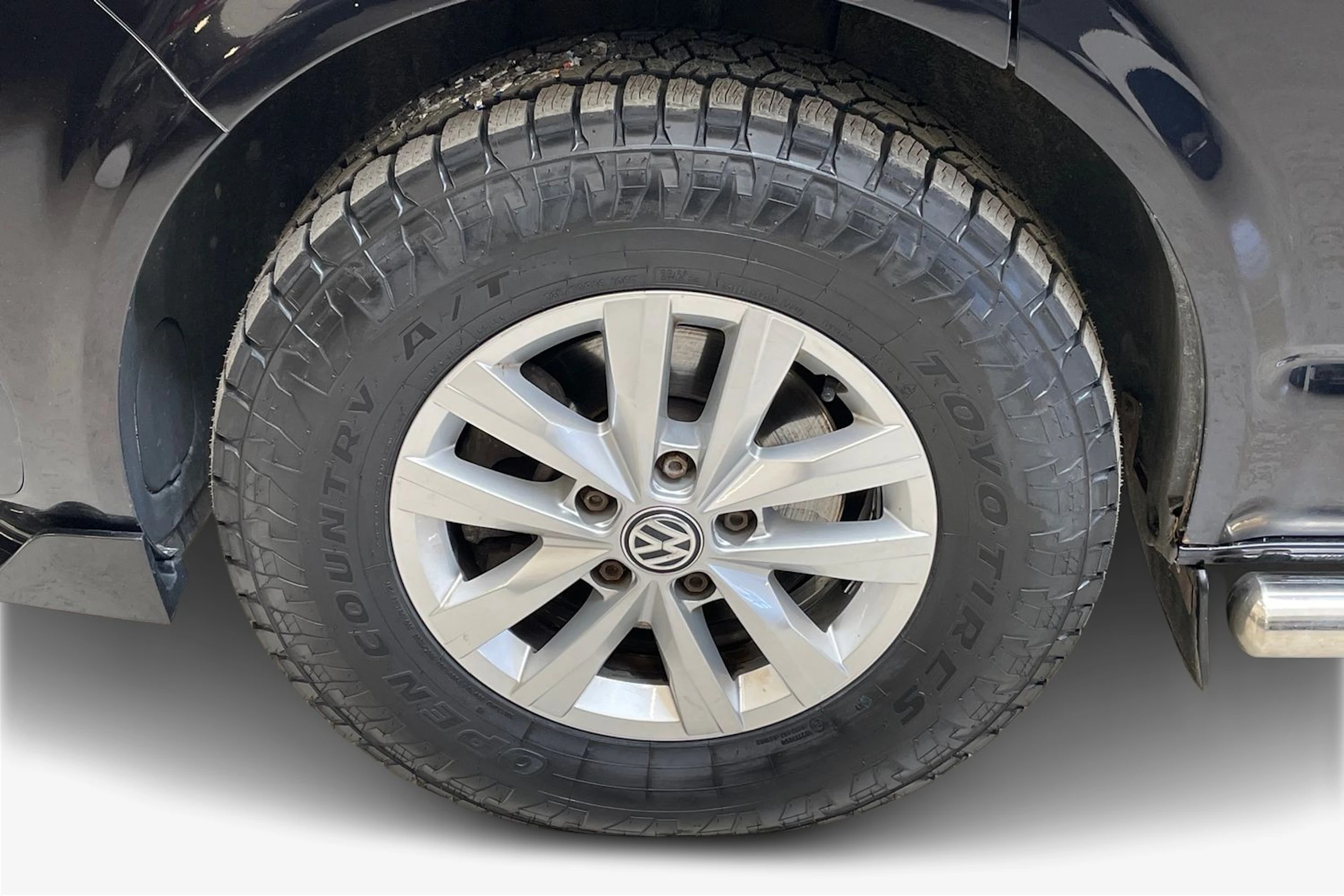 musta Volkswagen Transporter 2020 kuva 12.