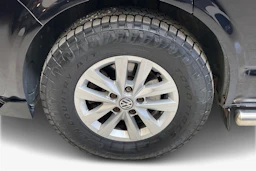 musta Volkswagen Transporter 2020 kuva 12.
