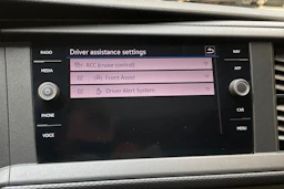 musta Volkswagen Transporter 2020 kuva 28.