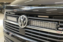 musta Volkswagen Transporter 2020 kuva 30.