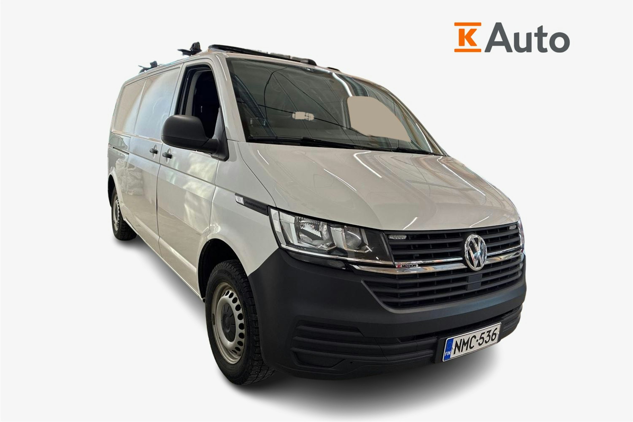 valkoinen Volkswagen Transporter 2020 kuva 1.