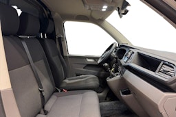 valkoinen Volkswagen Transporter 2020 kuva 11.