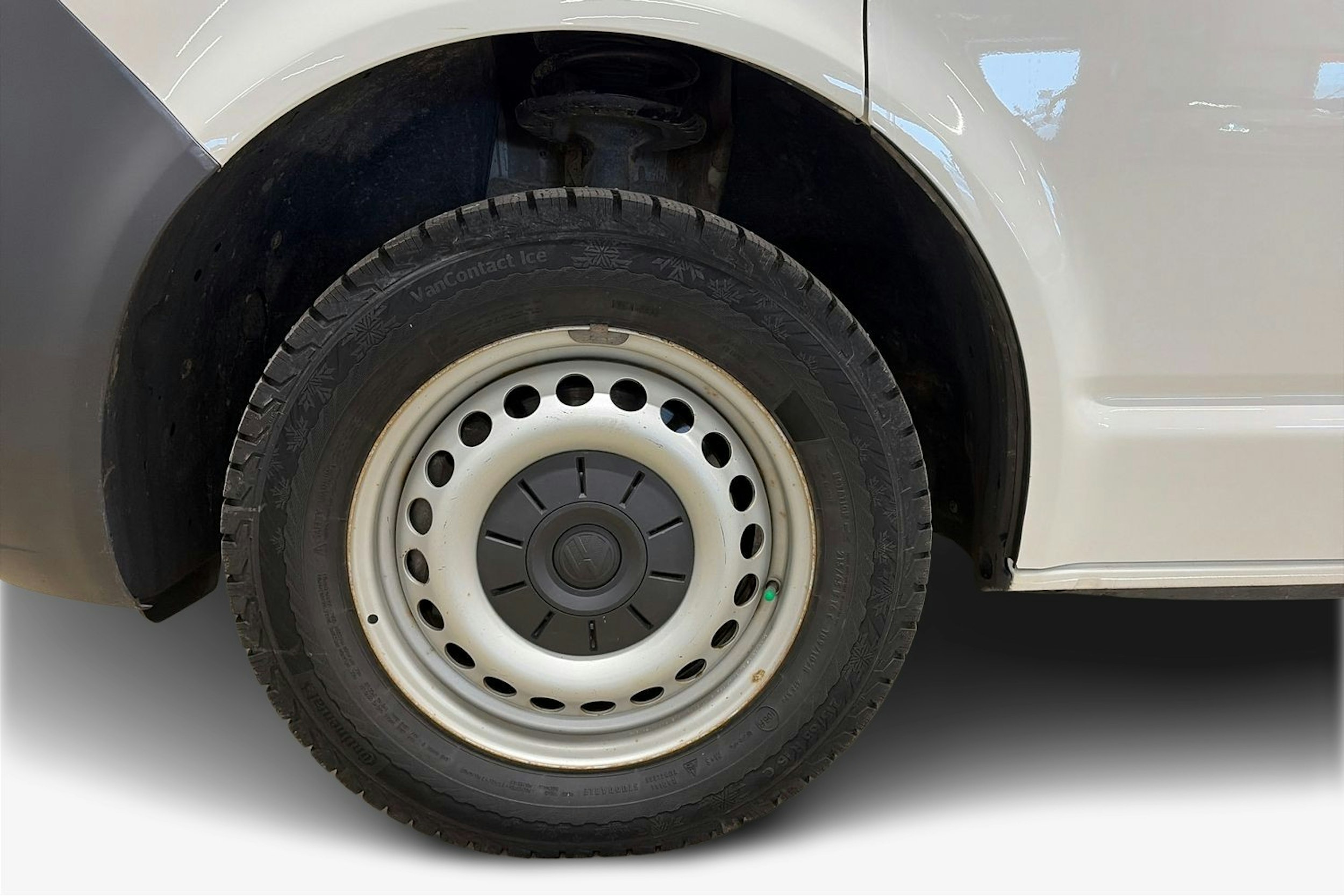 valkoinen Volkswagen Transporter 2020 kuva 12.