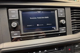 valkoinen Volkswagen Transporter 2020 kuva 26.