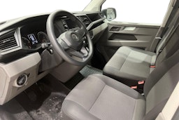 valkoinen Volkswagen Transporter 2020 kuva 8.