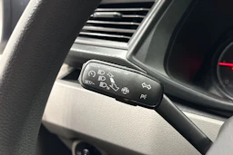 valkoinen Volkswagen Transporter 2020 kuva 26.