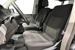 musta Volkswagen Transporter 2020 kuva 11.