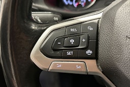 musta Volkswagen Transporter 2020 kuva 17.