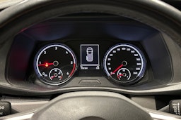 musta Volkswagen Transporter 2020 kuva 19.