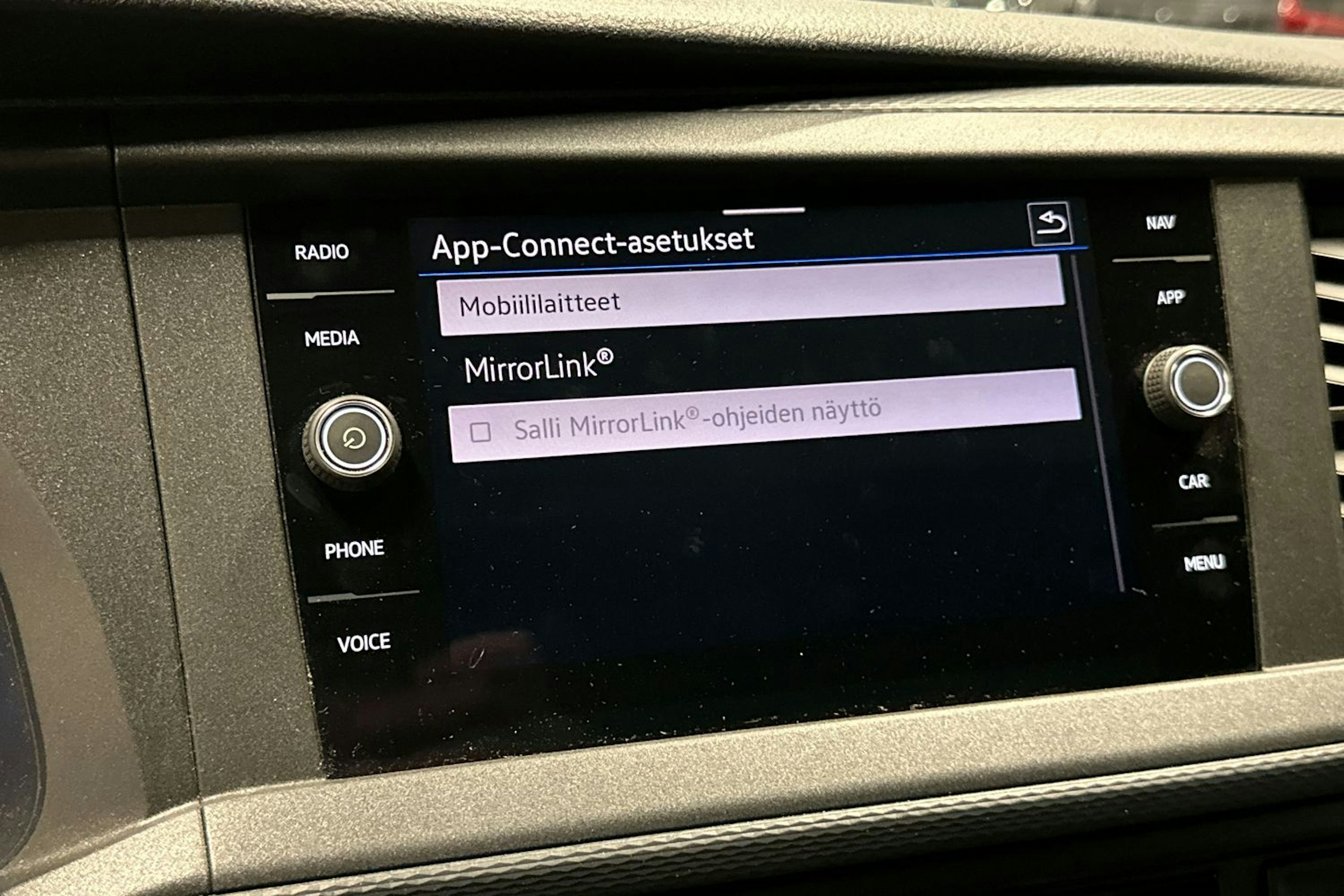 musta Volkswagen Transporter 2020 kuva 22.