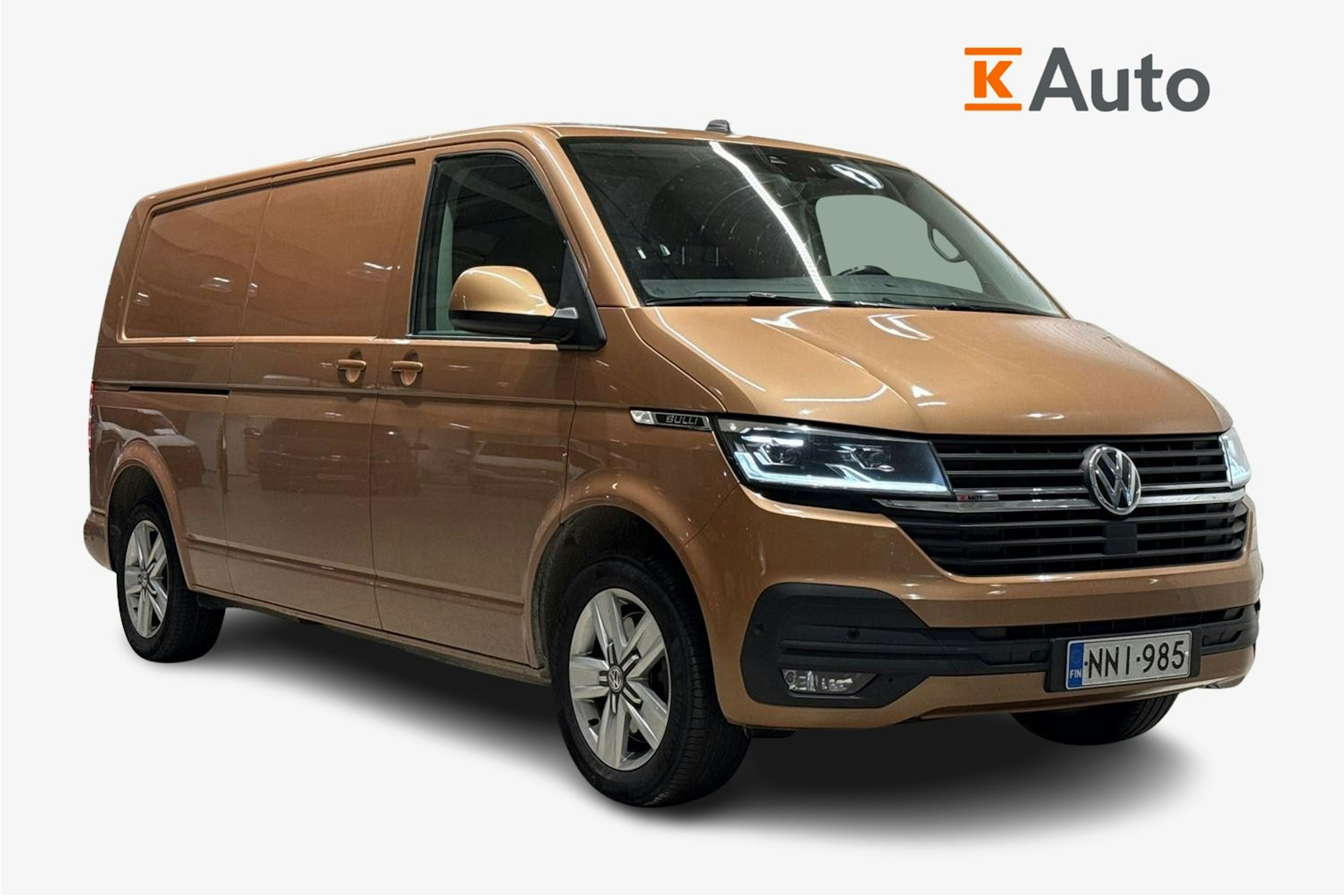 ruskea (beige) Volkswagen Transporter 2020 kuva 1.