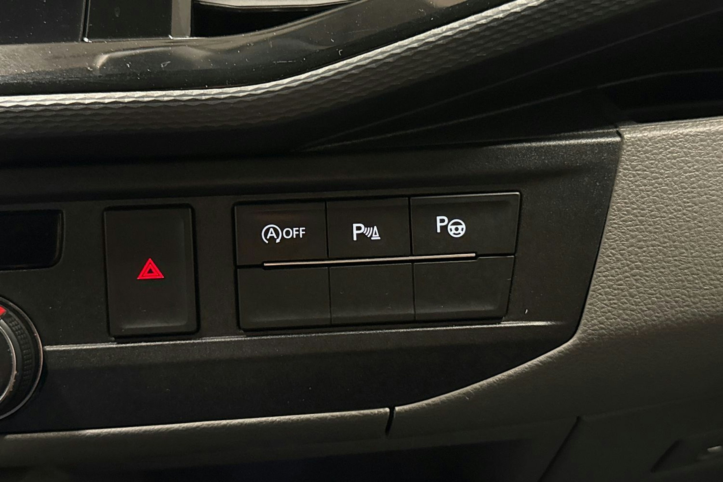 ruskea (beige) Volkswagen Transporter 2020 kuva 24.