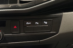 ruskea (beige) Volkswagen Transporter 2020 kuva 24.