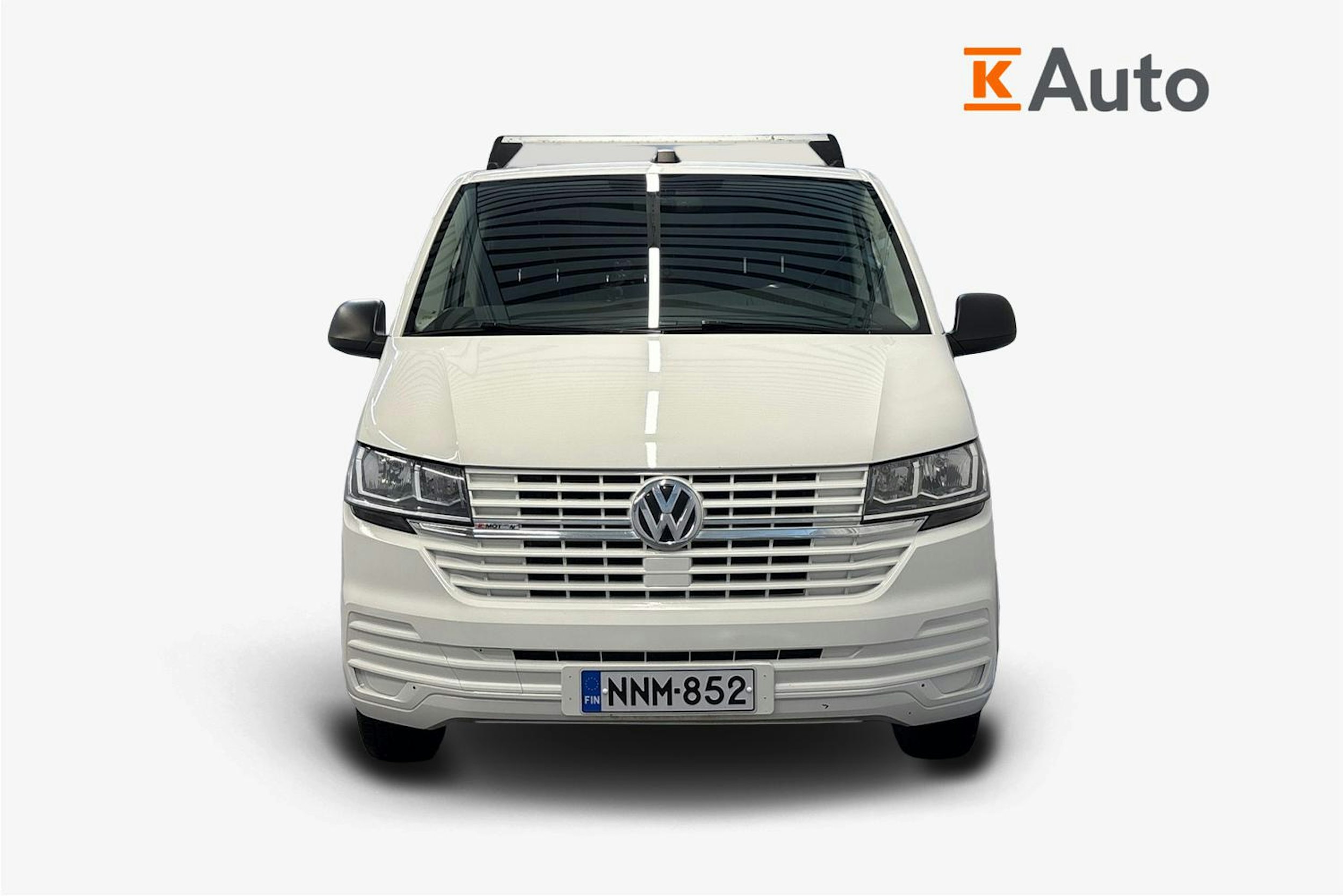 valkoinen Volkswagen Transporter 2020 kuva 5.