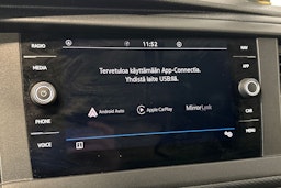 valkoinen Volkswagen Transporter 2020 kuva 17.