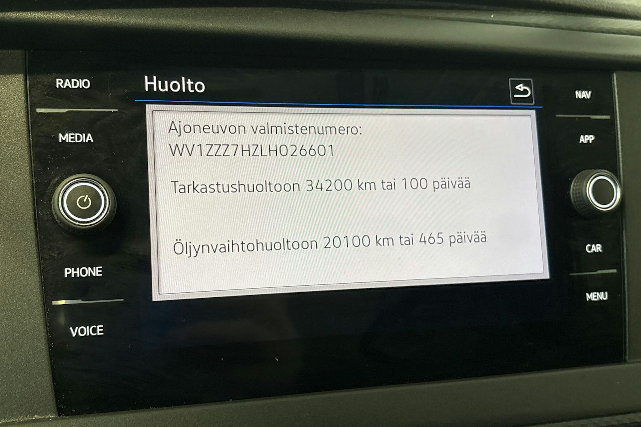 valkoinen Volkswagen Transporter 2020 kuva 19.