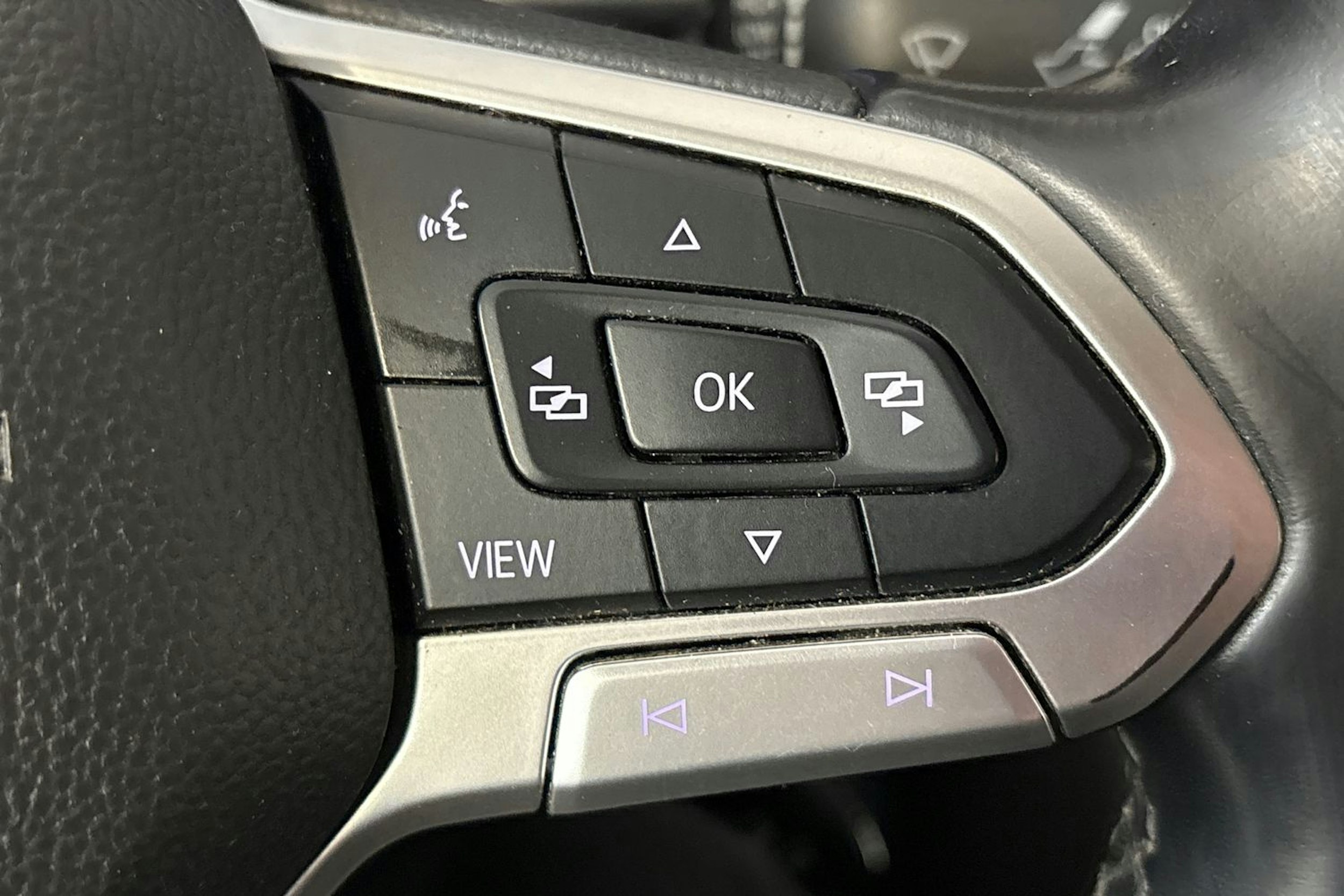 valkoinen Volkswagen Transporter 2020 kuva 23.