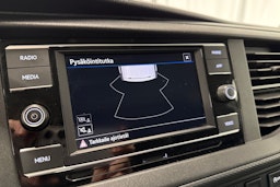 valkoinen Volkswagen Transporter 2020 kuva 20.