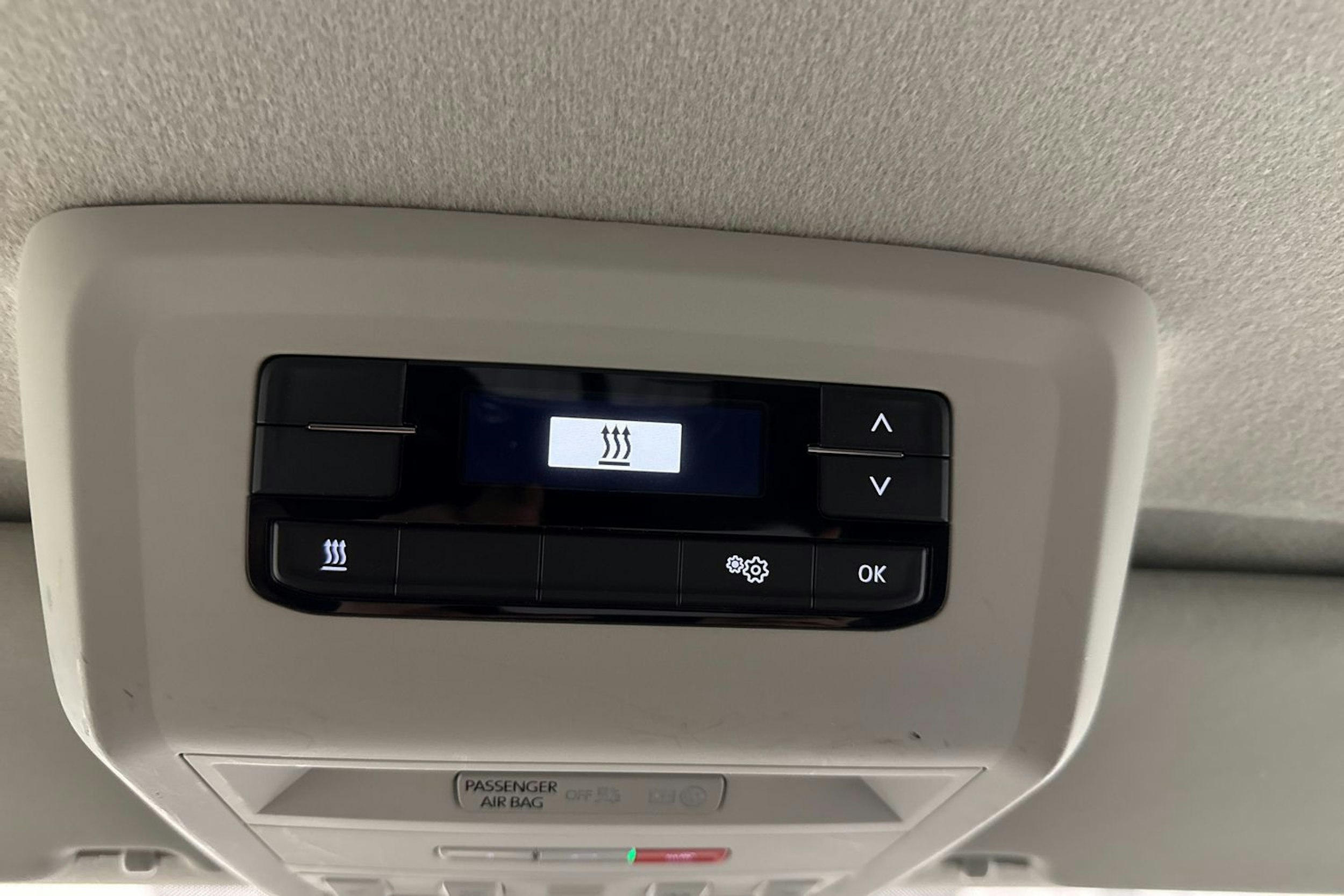 valkoinen Volkswagen Transporter 2020 kuva 24.