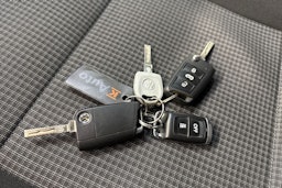 valkoinen Volkswagen Transporter 2020 kuva 29.