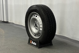 valkoinen Volkswagen Transporter 2020 kuva 13.