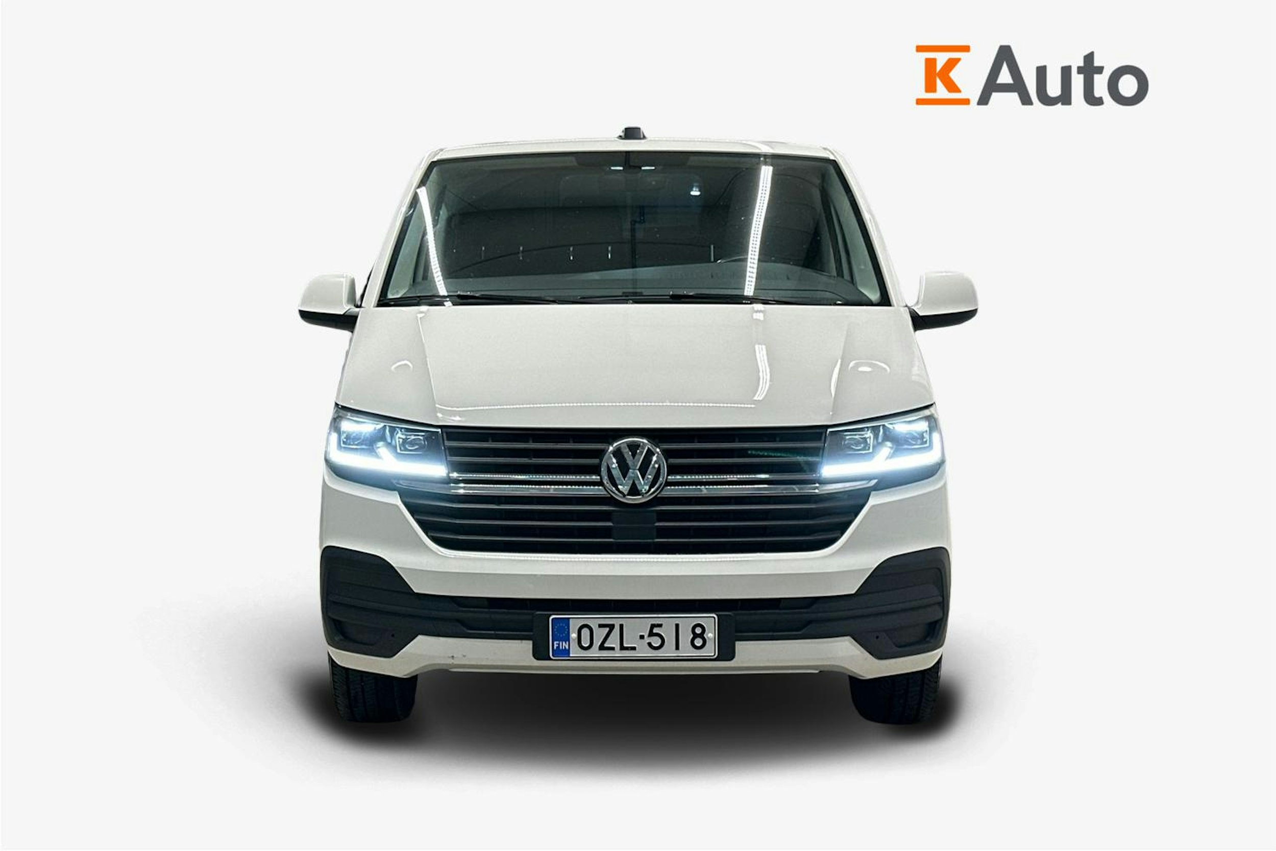 valkoinen Volkswagen Transporter 2020 kuva 5.