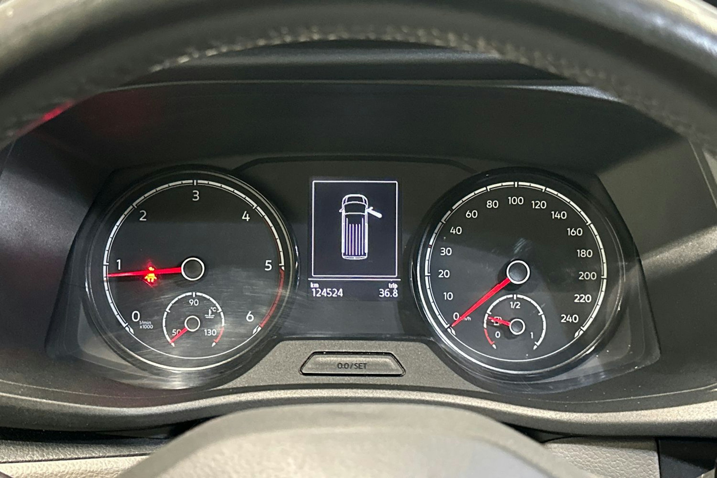 valkoinen Volkswagen Transporter 2020 kuva 14.