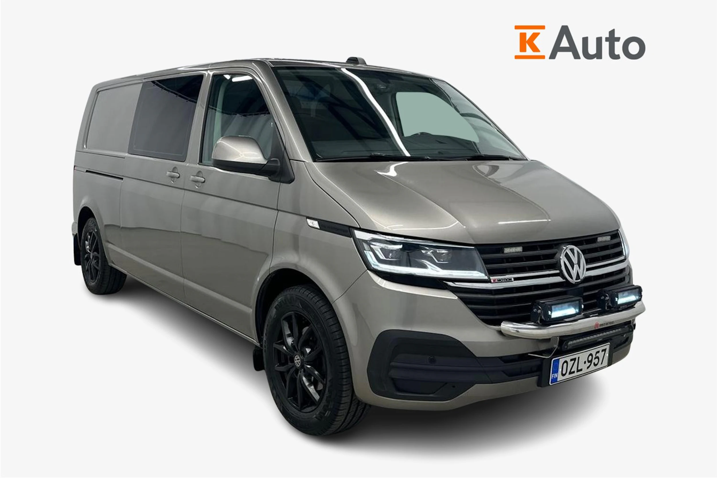 ruskea (beige) Volkswagen Transporter 2020 kuva 1.