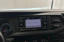 ruskea (beige) Volkswagen Transporter 2020 kuva 17.