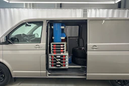 ruskea (beige) Volkswagen Transporter 2020 kuva 25.
