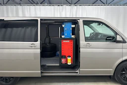 ruskea (beige) Volkswagen Transporter 2020 kuva 28.