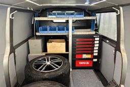 ruskea (beige) Volkswagen Transporter 2020 kuva 33.