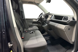 sininen Volkswagen Transporter 2020 kuva 10.