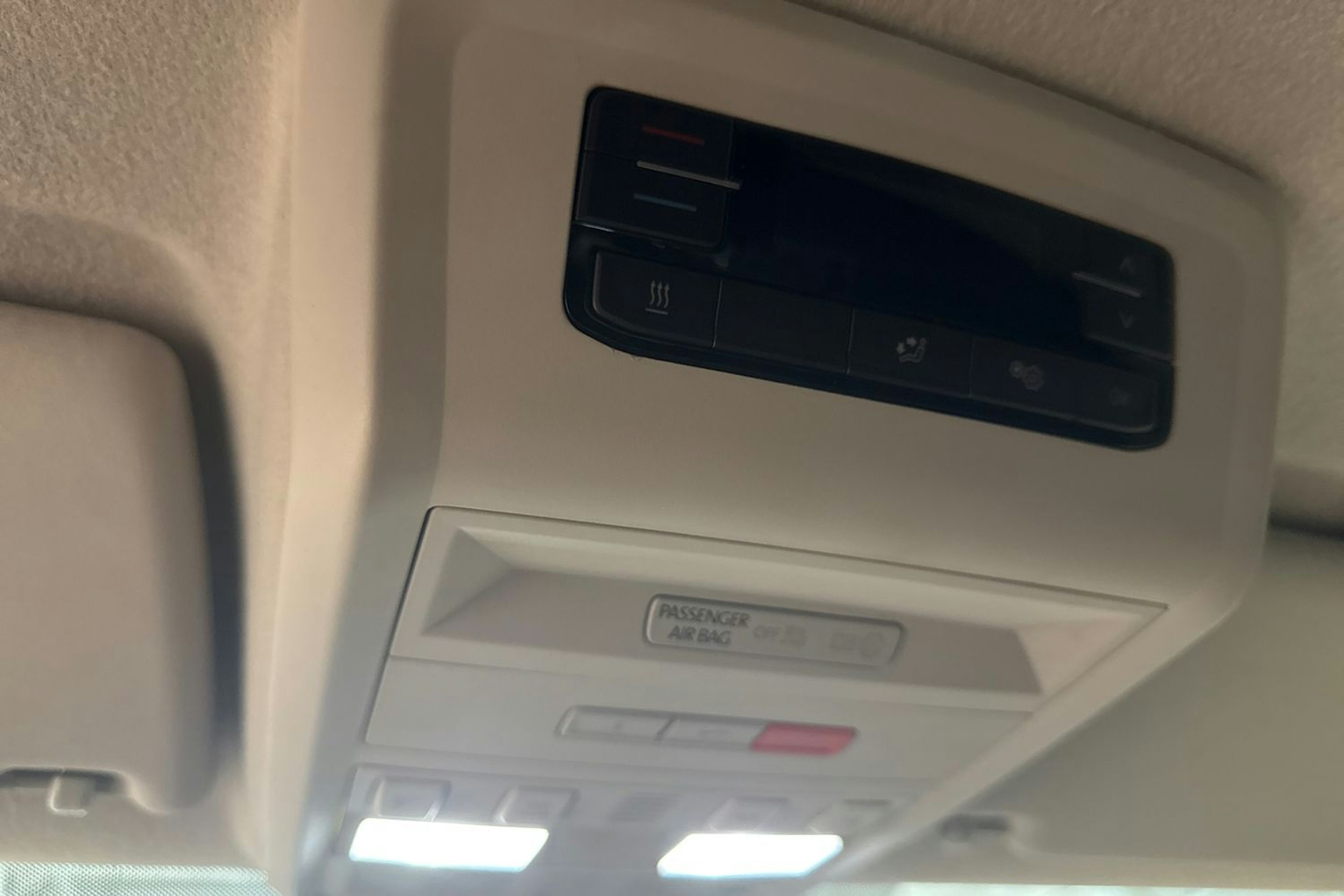 sininen Volkswagen Transporter 2020 kuva 21.